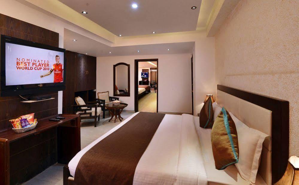 Hôtel Ashiana Regency à Shimla Extérieur photo